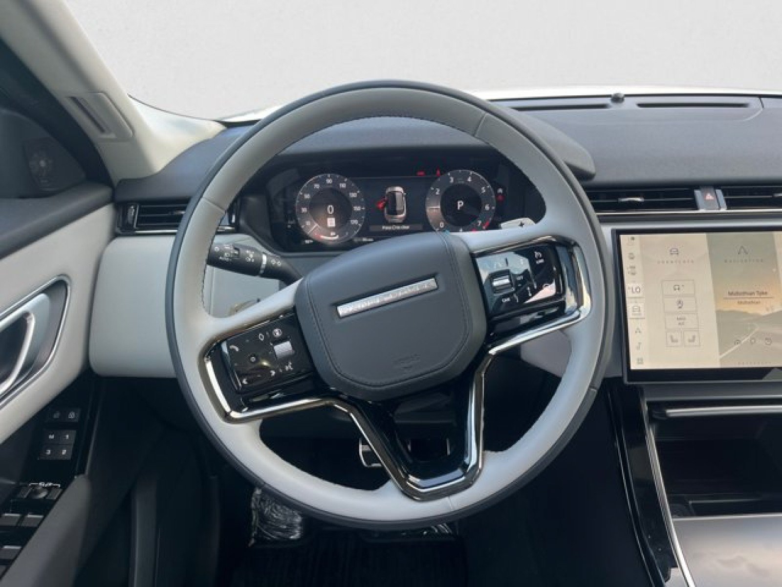 Certified 2025 Land Rover Range Rover Velar Dynamic SE AWD/4WD image 15