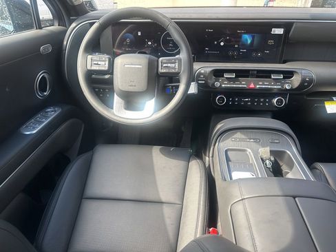 New 2026 Hyundai Palisade Calligraphy FWD image 16