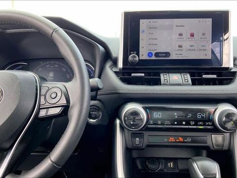 Certified 2025 Toyota RAV4 XLE Premium image 7