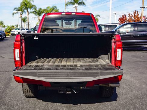 Used 2022 Ford F350 Lariat w/ Black Appearance Package image 26