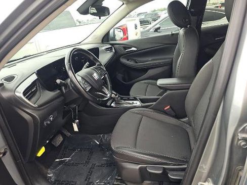 Used 2024 Buick Encore GX Preferred FWD image 5