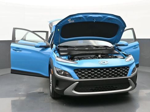 Certified 2022 Hyundai Kona SE image 48