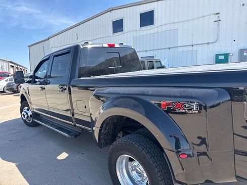 Used 2022 Ford F350 Lariat w/ Lariat Value Package AWD/4WD image 12
