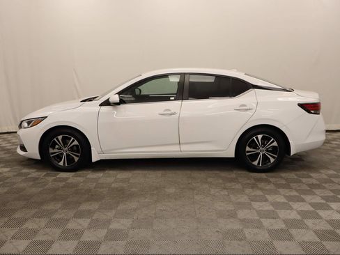 Used 2023 Nissan Sentra SV image 2