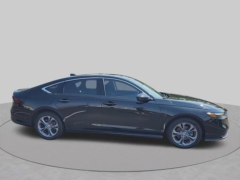 Used 2024 Honda Accord EX image 10
