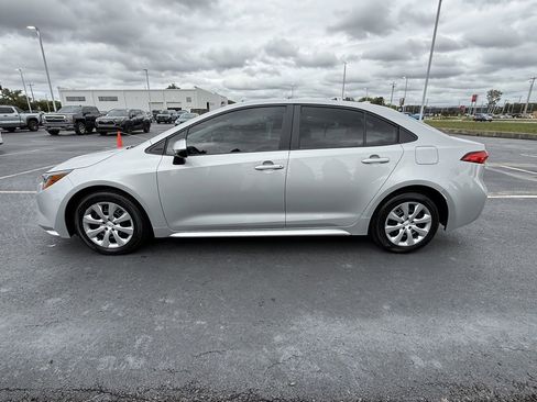 Certified 2024 Toyota Corolla LE image 5
