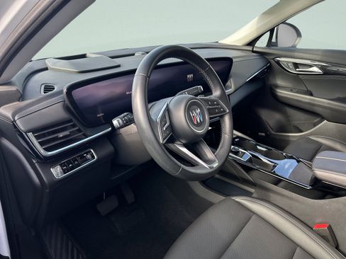 Used 2024 Buick Envision Preferred image 12