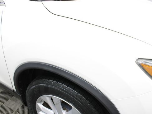 Used 2015 Nissan Rogue SV AWD/4WD image 29