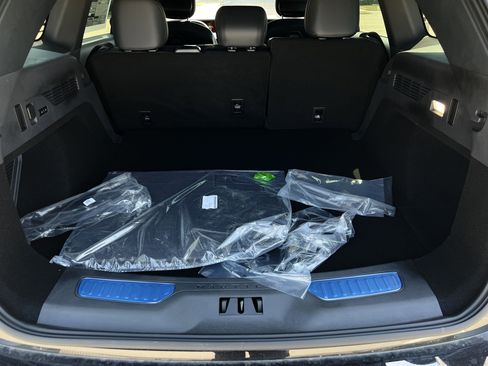 New 2025 Lincoln Nautilus Premier w/ Jet Appearance Package image 29