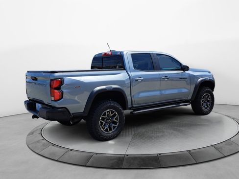 Certified 2024 Chevrolet Colorado ZR2 w/ ZR2 Convenience Package III AWD/4WD image 7