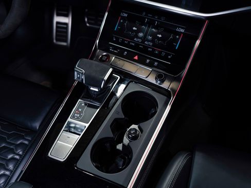 Used 2022 Audi RS 6 image 30