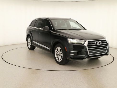 Used 2019 Audi Q7 3.0T Premium Plus w/ Premium Plus Package AWD/4WD image 10