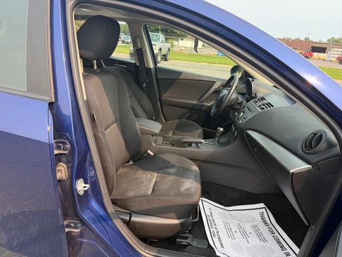 Used 2013 MAZDA MAZDA3 i Touring FWD image 12