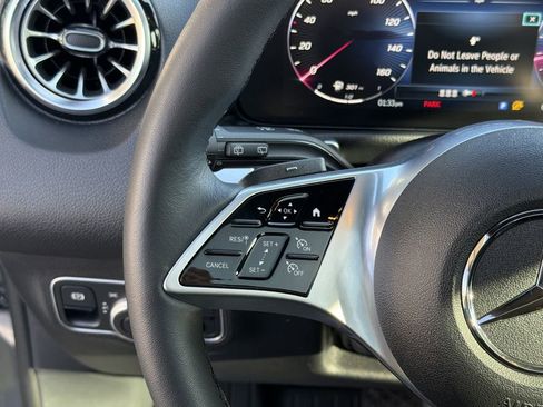 Certified 2026 Mercedes-Benz GLB 250 4MATIC image 24