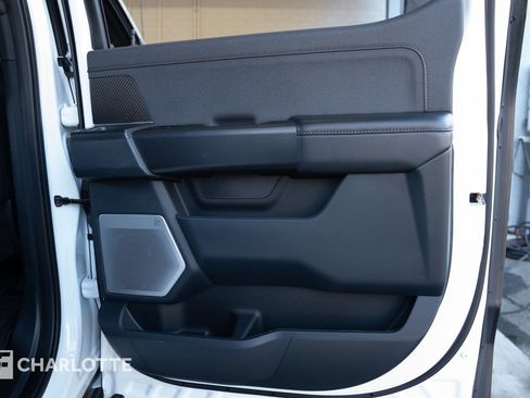 Used 2022 Ford F150 Raptor w/ Raptor 37 Performance Package image 37