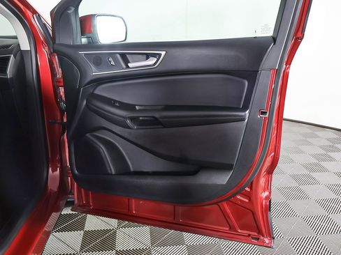 Used 2024 Ford Edge SEL w/ Convenience Package image 21