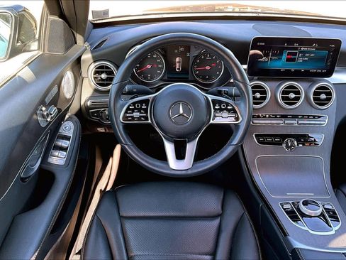 Used 2019 Mercedes-Benz C 300 4MATIC Sedan image 5