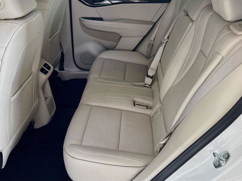 Used 2023 Buick Envision Essence AWD/4WD image 5