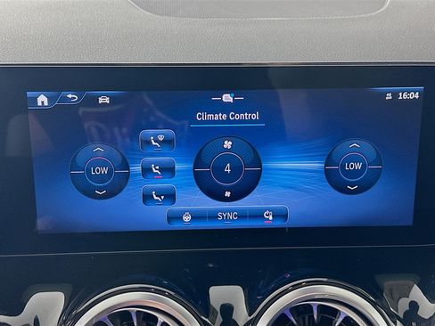 Used 2026 Mercedes-Benz GLA 250 4MATIC image 20