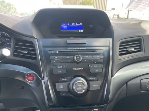 Used 2015 Acura ILX image 29