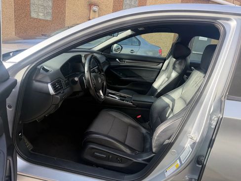 Used 2018 Honda Accord Sport image 25