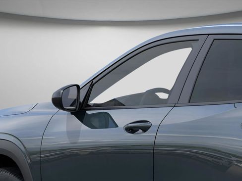 New 2026 Chevrolet Trax LS image 12