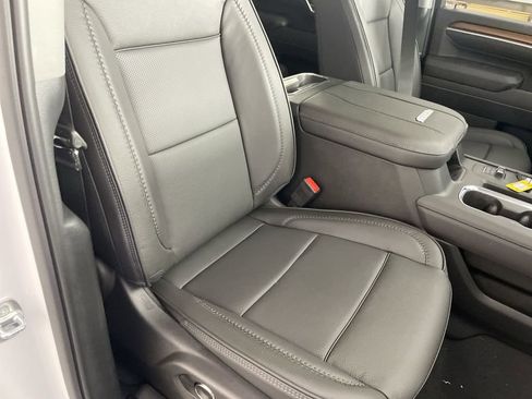 New 2025 GMC Sierra 2500 Denali w/ Denali Reserve Package image 29