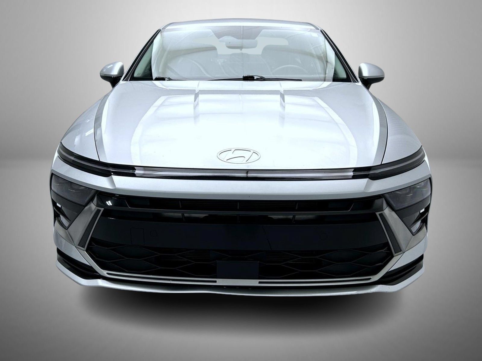 Used 2025 Hyundai Sonata SEL FWD image 2