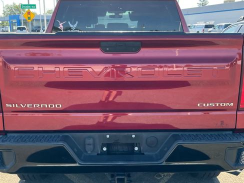 Used 2019 Chevrolet Silverado 1500 Custom Trail Boss w/ Custom Convenience Package AWD/4WD image 19