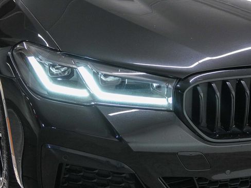 Certified 2023 BMW 530e w/ M Sport Package image 10