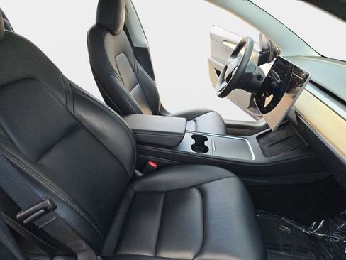 Used 2022 Tesla Model 3 RWD image 12