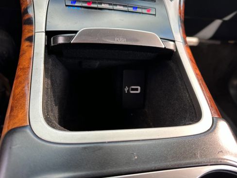 Used 2018 Lincoln MKX Reserve w/ Lincoln MKX Climate Package image 48