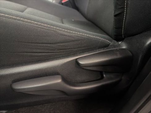 Used 2018 Toyota RAV4 XLE image 8