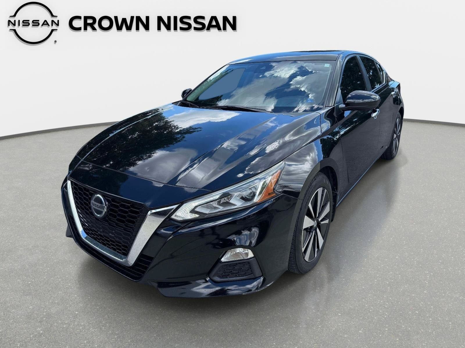 Certified 2021 Nissan Altima 2.5 SV FWD image 1