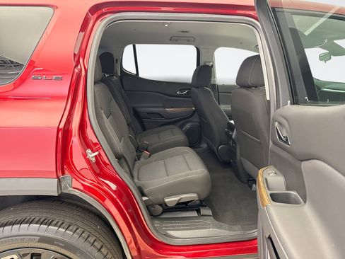 Used 2023 GMC Acadia SLE w/ Driver Convenience Package AWD/4WD image 17
