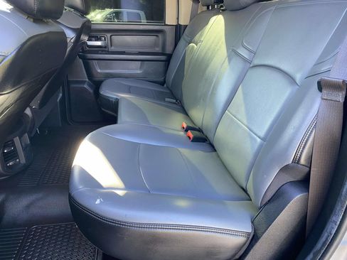 Used 2019 RAM 3500 Tradesman w/ Chrome Appearance Group AWD/4WD image 12