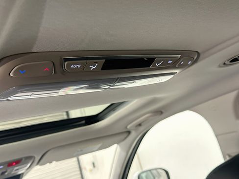 Used 2025 Kia Telluride S AWD/4WD image 28