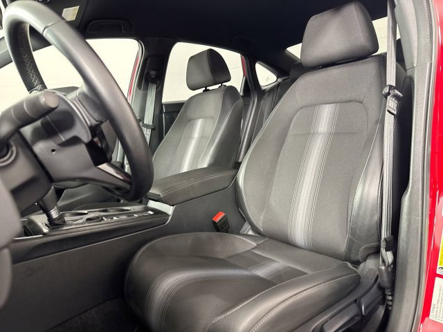 Used 2025 Honda Civic Sport image 19