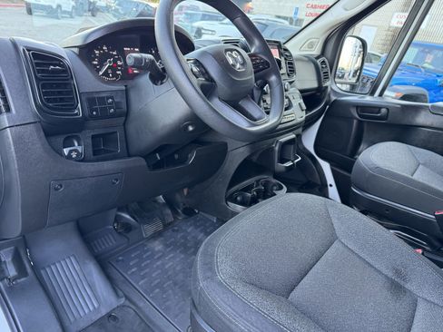 Used 2024 RAM ProMaster 2500 w/ Safety Group image 13