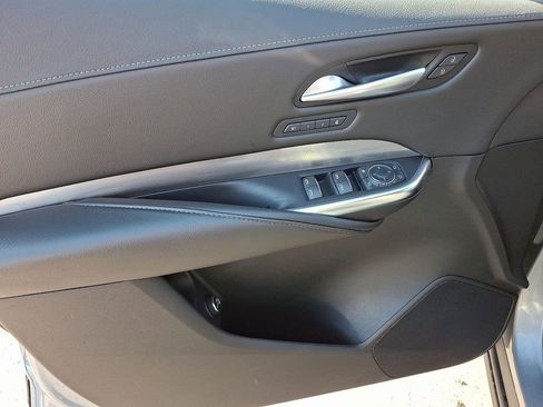 Certified 2025 Cadillac XT4 Premium Luxury image 15