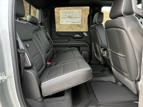 New 2026 GMC Sierra 2500 AT4X image 27