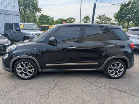 Used 2014 FIAT 500L Trekking w/ Popular Equipment Group FWD image 4