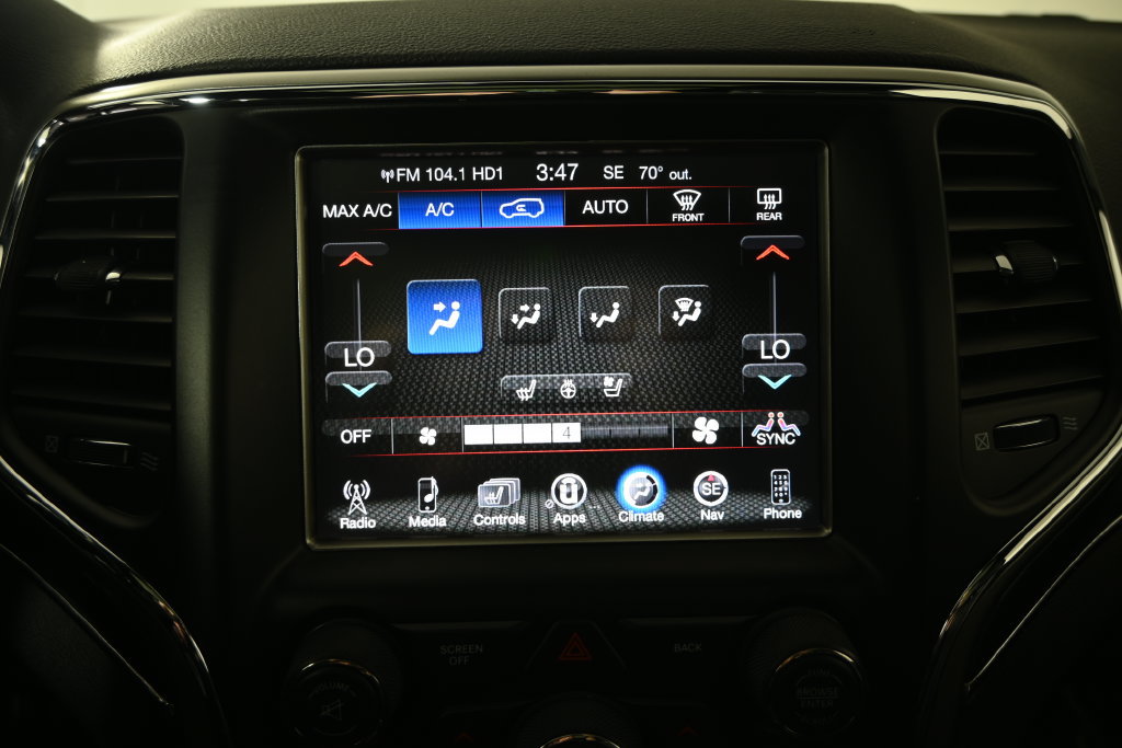 Used 2017 Jeep Grand Cherokee Trailhawk w/ Trailhawk Luxury Group AWD/4WD image 27