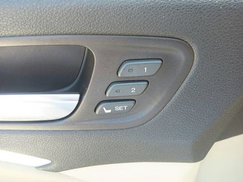 Used 2016 Acura MDX FWD image 19