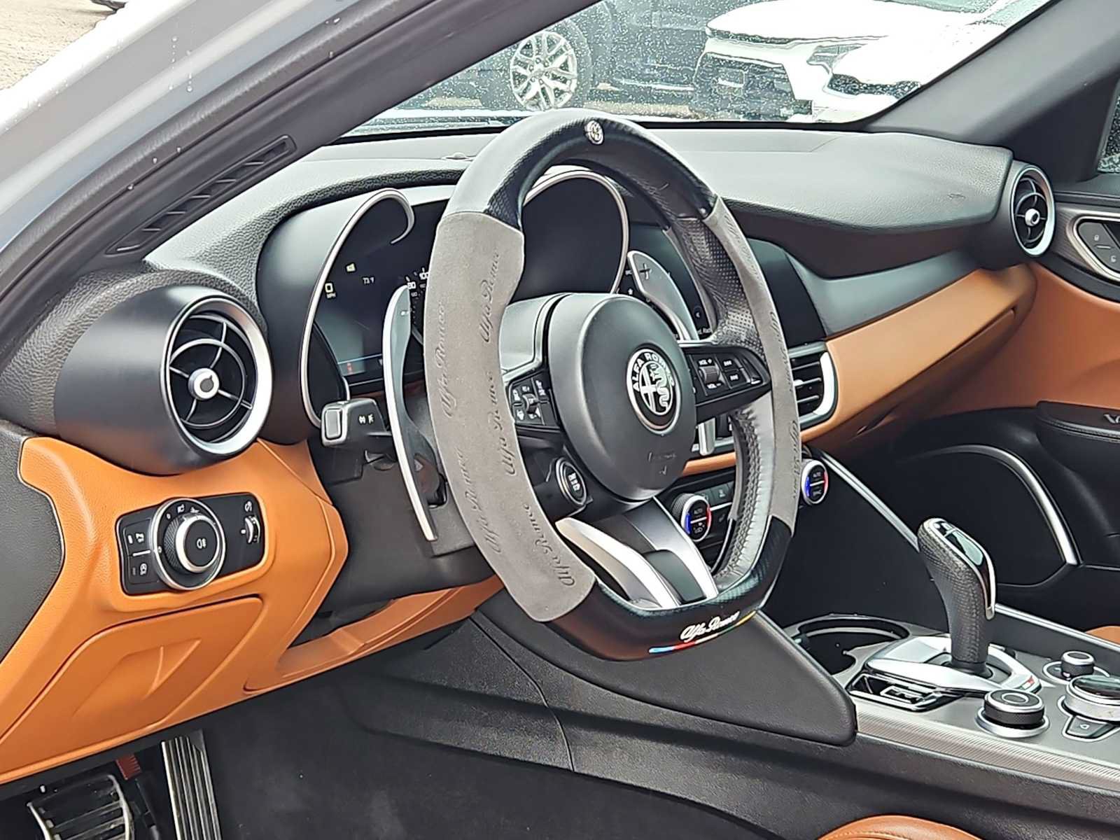 Used 2020 Alfa Romeo Giulia Ti Sport RWD image 2