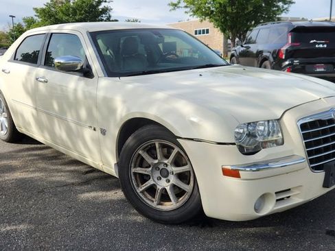 Used 2007 Chrysler 300 C RWD image 1