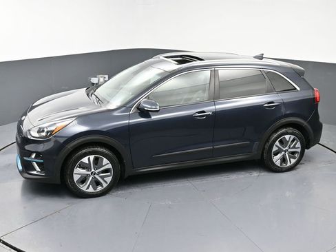 Used 2020 Kia Niro EX Premium image 48