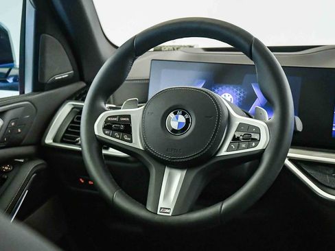 Used 2026 BMW X5 sDrive40i w/ M Sport Package RWD image 13