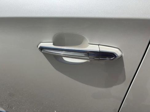 Used 2014 Cadillac XTS Premium w/ Driver Assist Package image 42