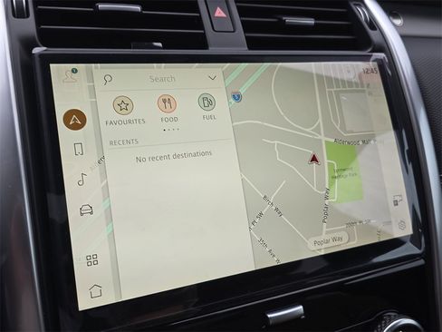 New 2026 Land Rover Discovery Dynamic SE image 23